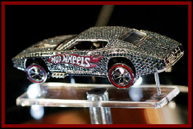 080711_hall_china_hot_wheels_cars_hummel_figurines001002.jpg